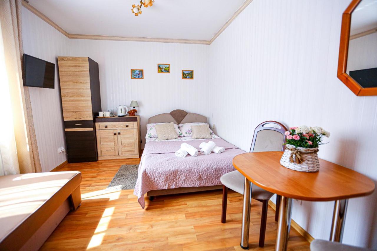 Villa Roza Pokoje & Apartamenty Łeba Dış mekan fotoğraf